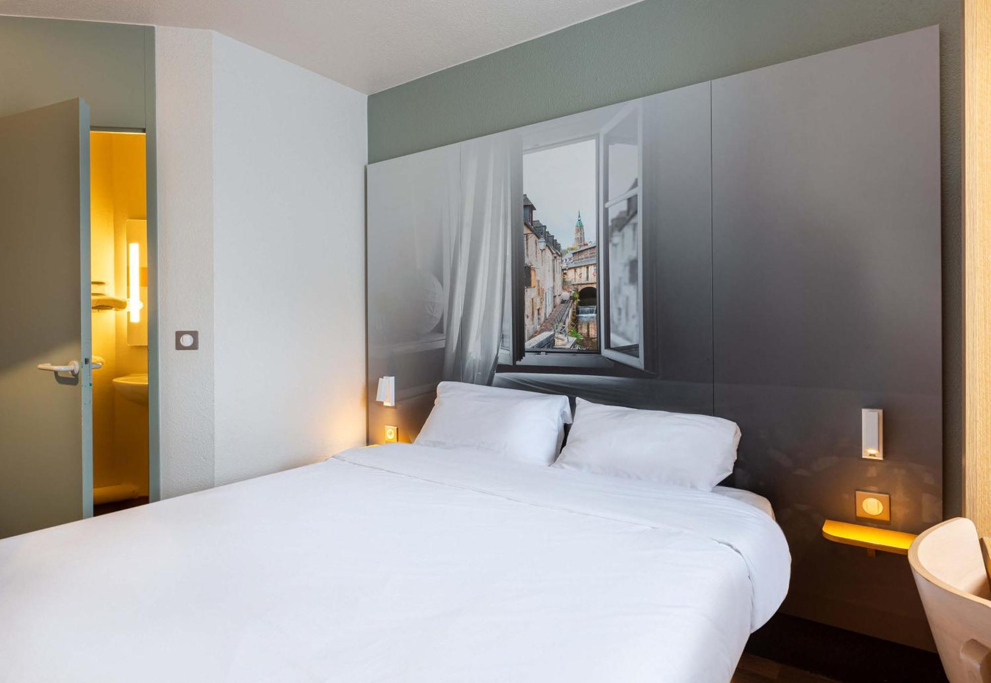 B&B Hotel Chartres Le Coudray Ngoại thất bức ảnh