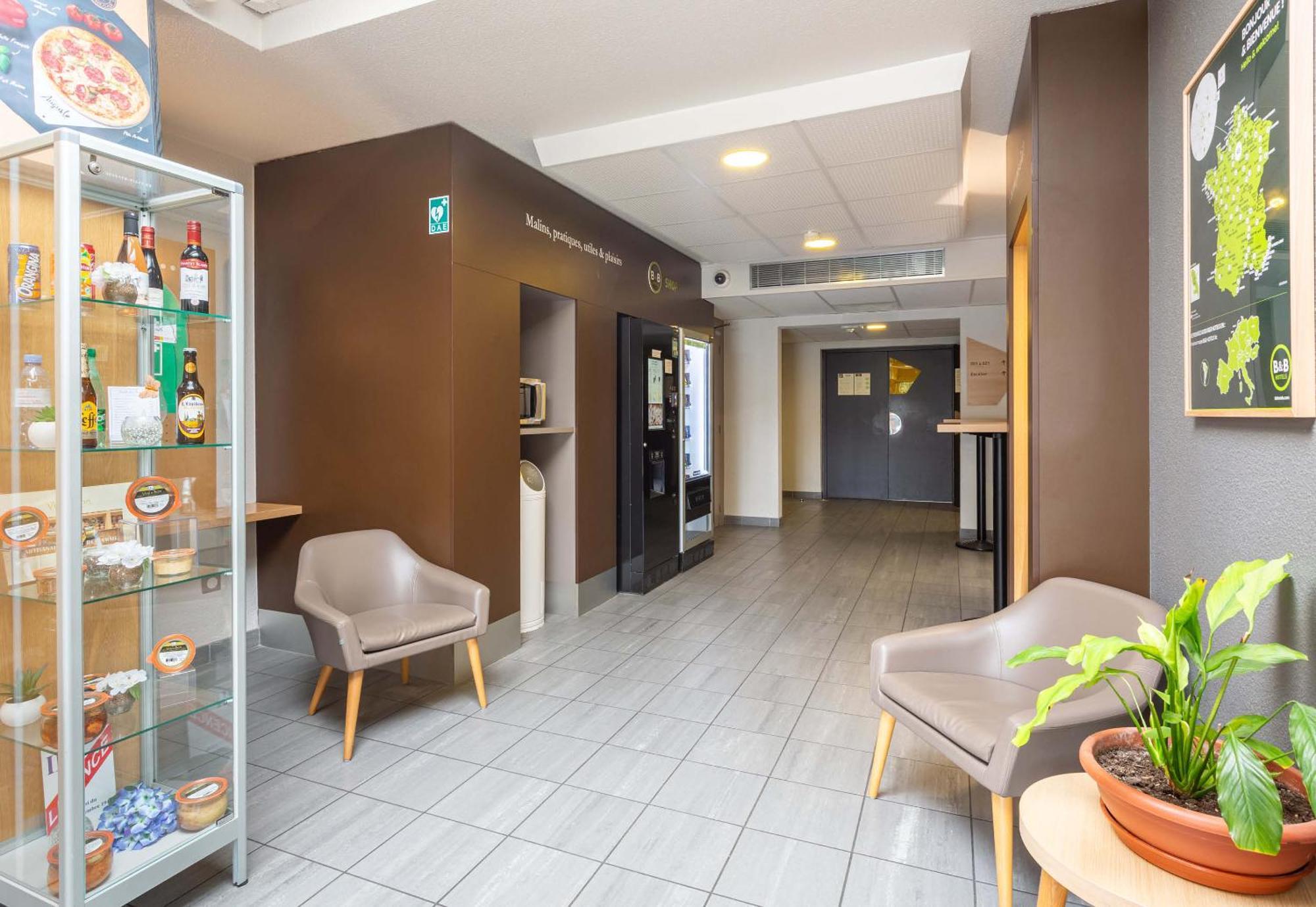 B&B Hotel Chartres Le Coudray Ngoại thất bức ảnh