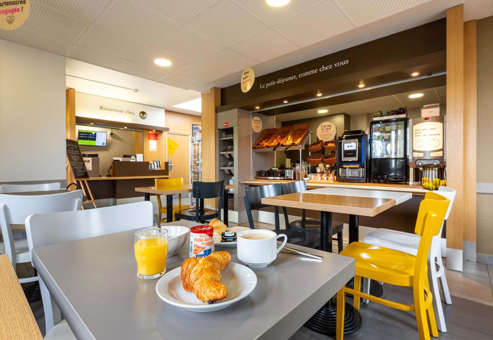 B&B Hotel Chartres Le Coudray Ngoại thất bức ảnh